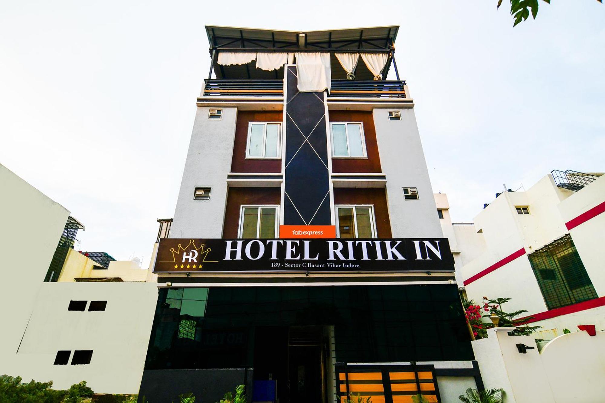 Hotel Fabexpress Ritik 3*