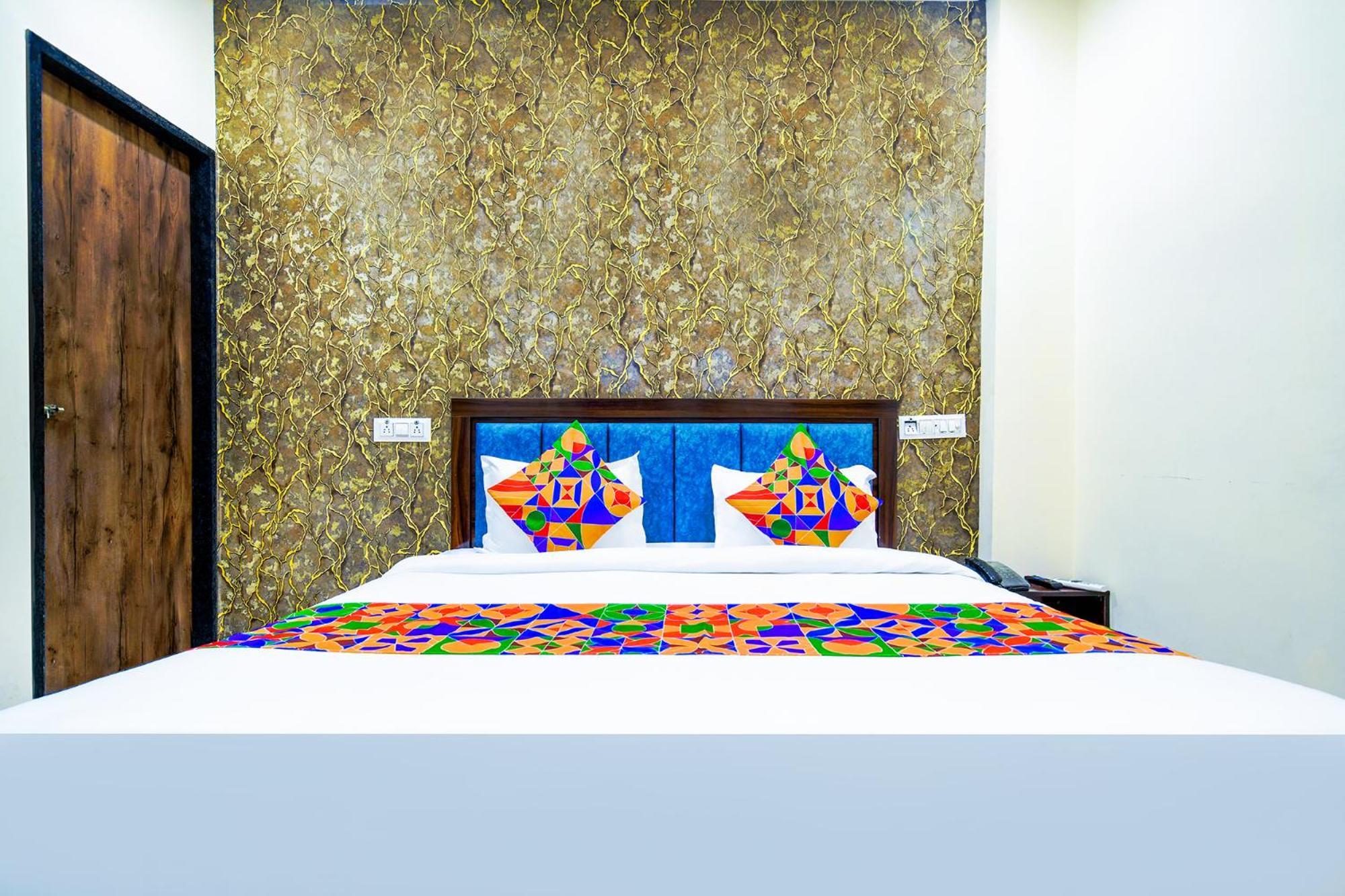 Fabexpress Ritik Hotel Indore